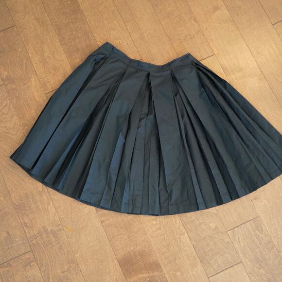 Weber Round Pleated Mini‎ Skirt Black Womens Size 44 - Picture 3 of 8
